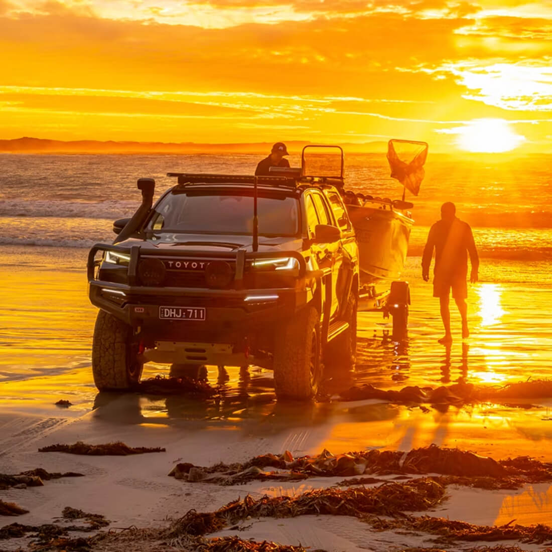 ARBToyotaHilux0326_Tourer_610-Edit_Square-1100