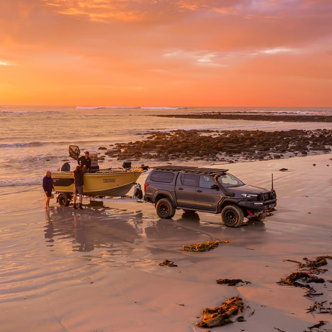 ARBToyotaHilux0326_Tourer_617-Edit_Square-1100
